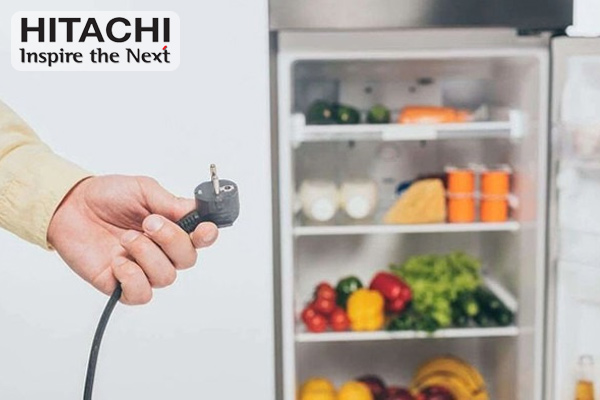 do nguồn điện tủ lạnh Hitachi chập chờn