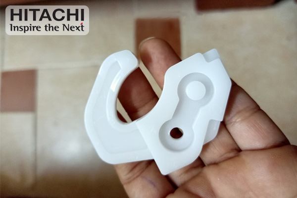 lợi ích thay ngàm cửa tủ lạnh Hitachi